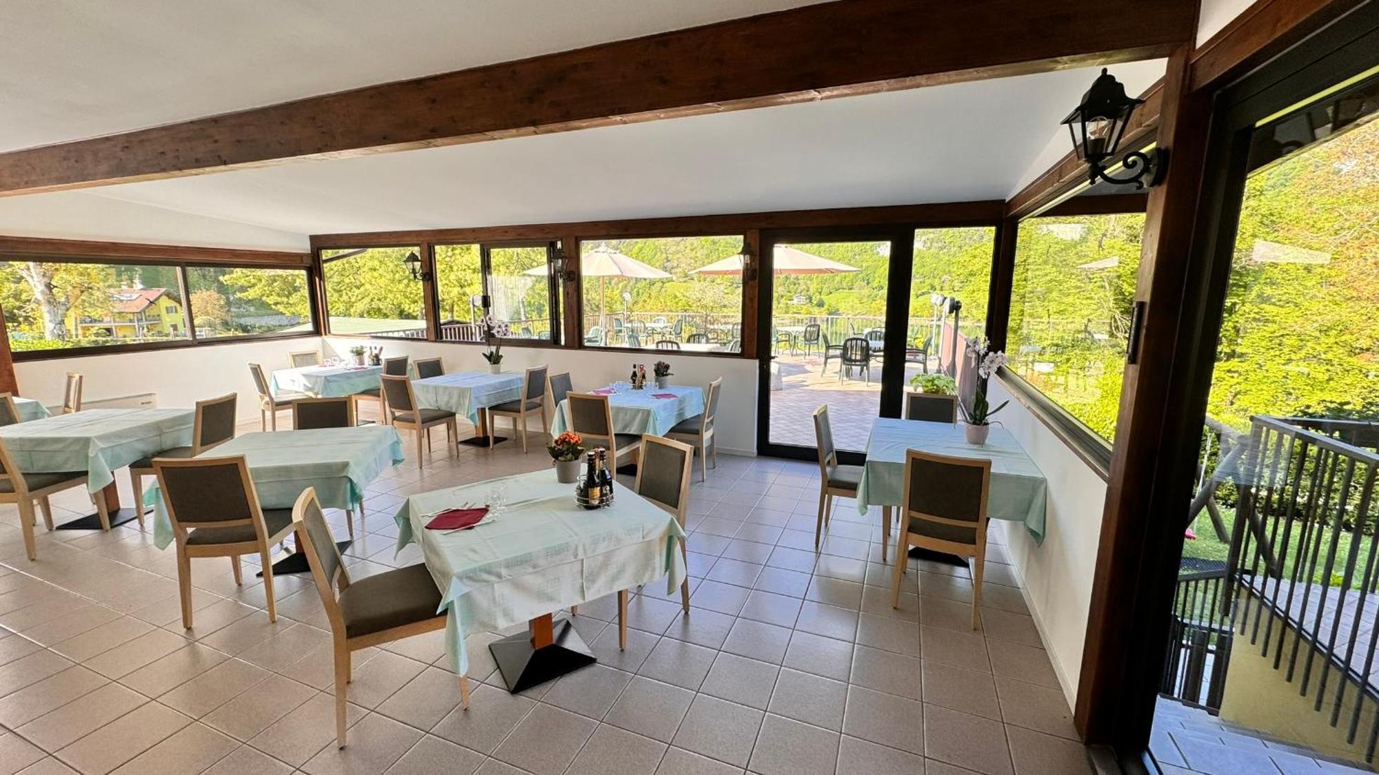 Albergo Stella Alpina Tenno Luaran gambar